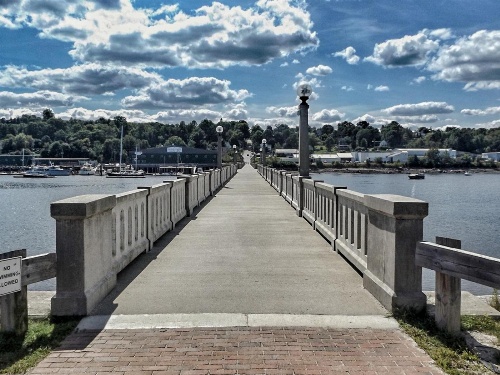 Suites at Belfast Bay image 2
