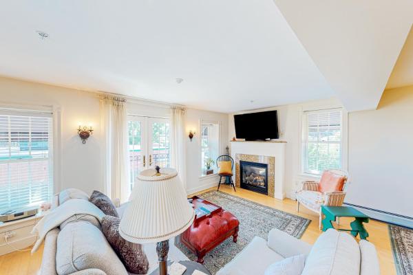 One Bedroom Apartment