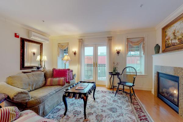 One Bedroom Apartment